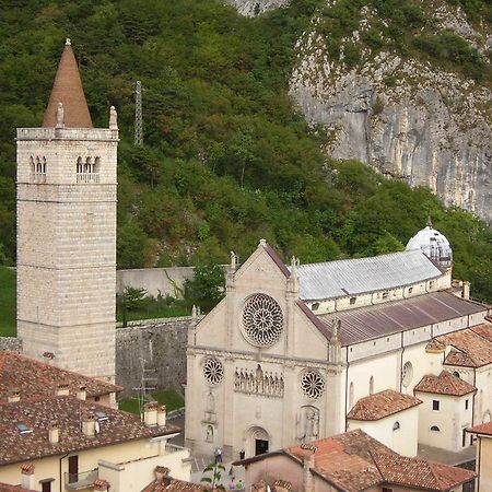 Alloggio Agrituristico Ai Tre Castelli Moruzzo Ngoại thất bức ảnh