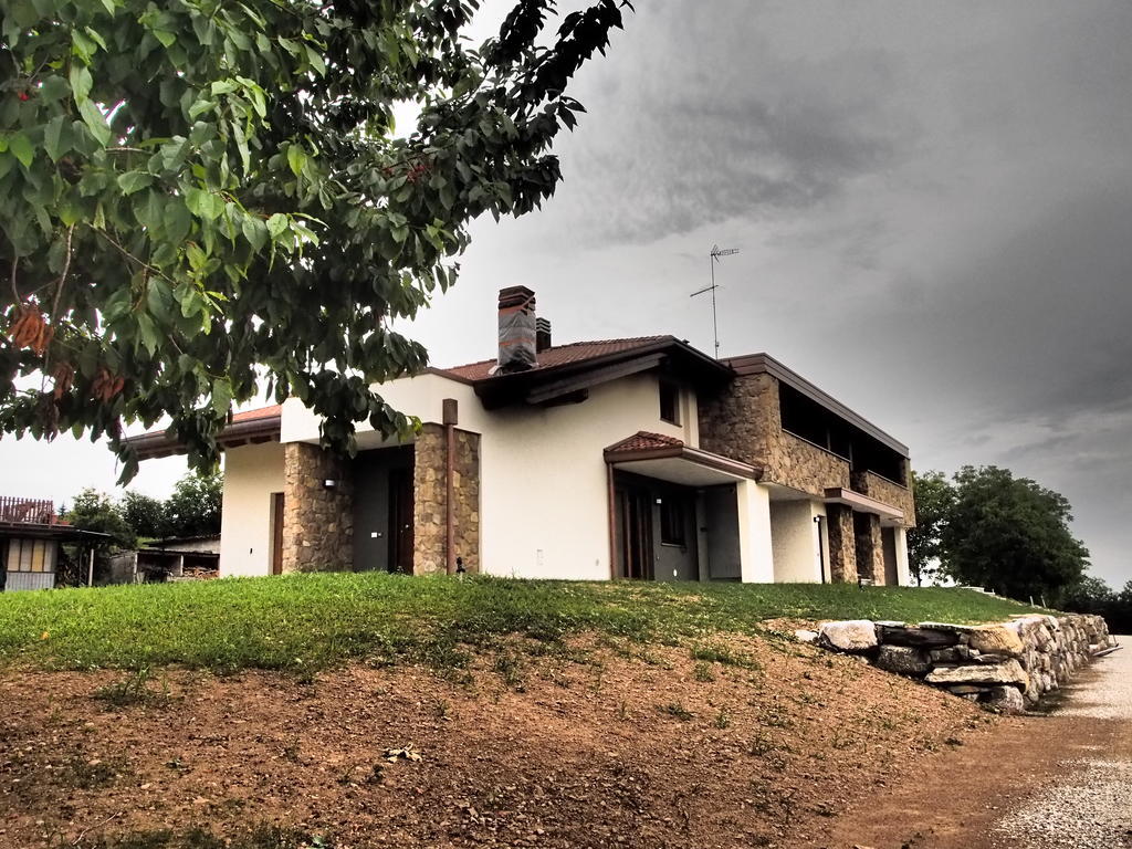 Alloggio Agrituristico Ai Tre Castelli Moruzzo Ngoại thất bức ảnh